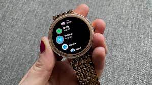 Michael Kors Darci: A smartwatch for small wrists